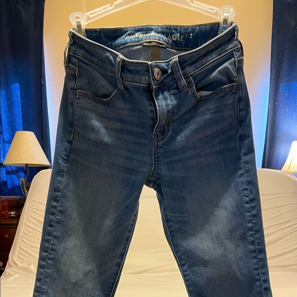 American Eagle stonewashed Jegging size 2 Short